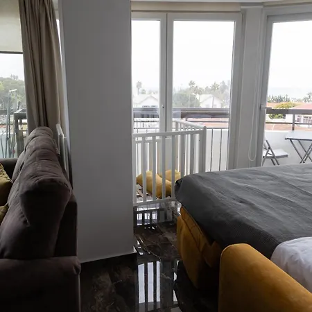 Nautica Luxe Apartamento Larnaca