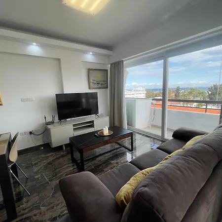 Daire Nautica Luxe Larnaca