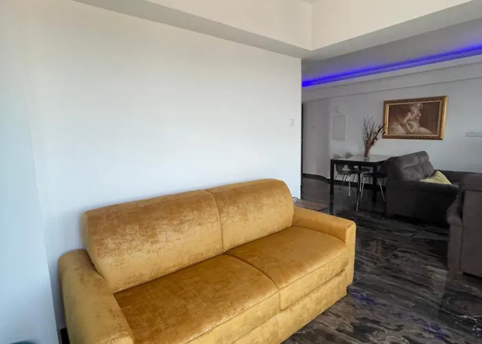 Nautica Luxe * Larnaca